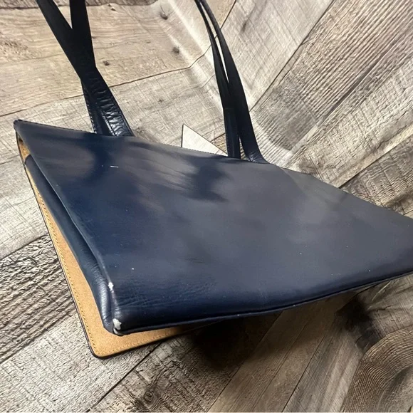 Delvaux Vintage Blue navy leather handbag 1829 - Picture 7 of 15